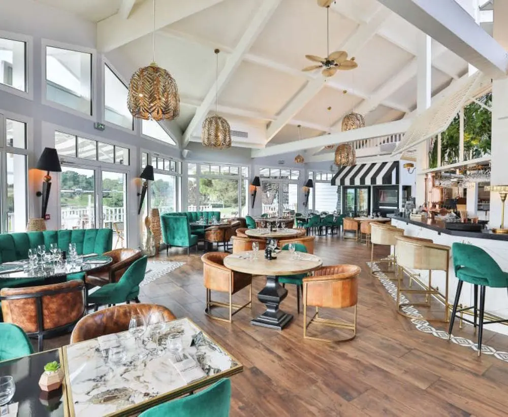 restaurant-bourgenay-green-house-bar-lounge-golf